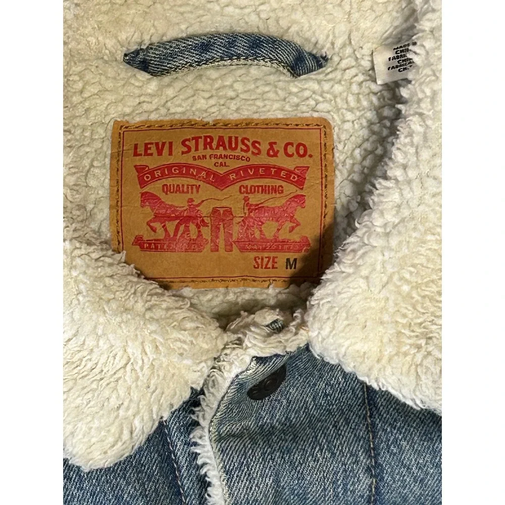 Levis classic levi